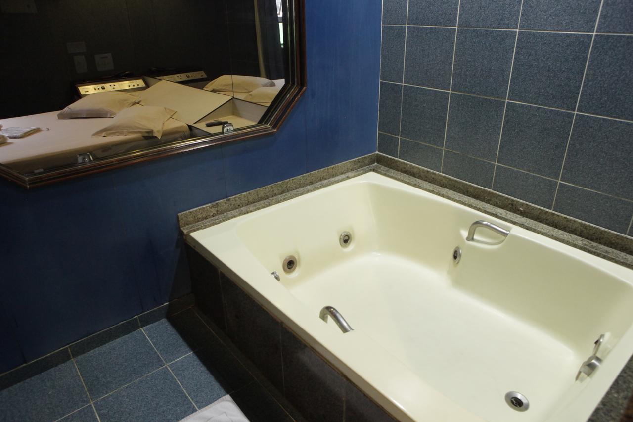 Motel Granville (Adults Only) Дуки ди Кашиас Екстериор снимка